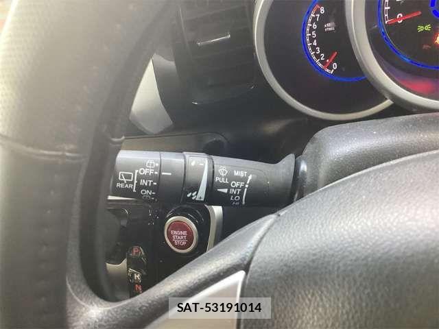 Honda N BOX CUSTOM 2017-08 8628050-7