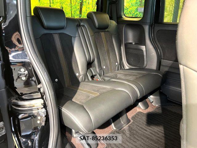 Honda N BOX CUSTOM 2019-08 8628022-9