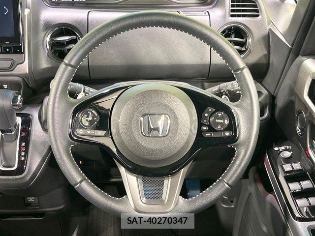Honda N BOX CUSTOM 2023-10 8627989-10