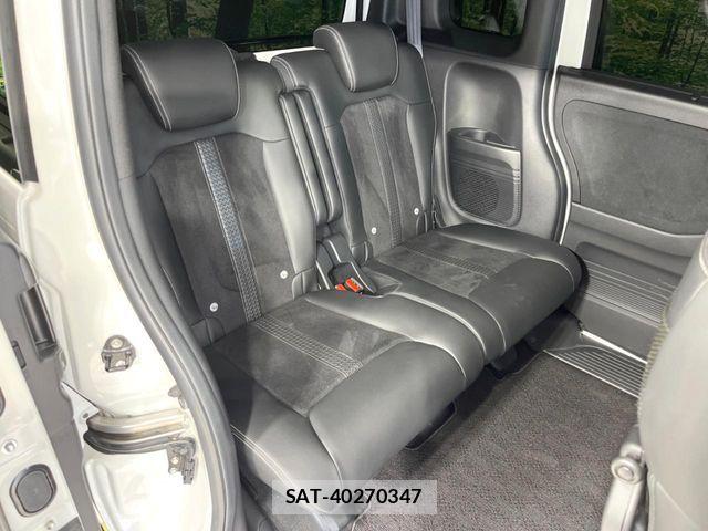 Honda N BOX CUSTOM 2023-10 8627989-8