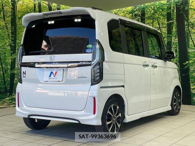 Honda N BOX CUSTOM 2020-01 8628028-16