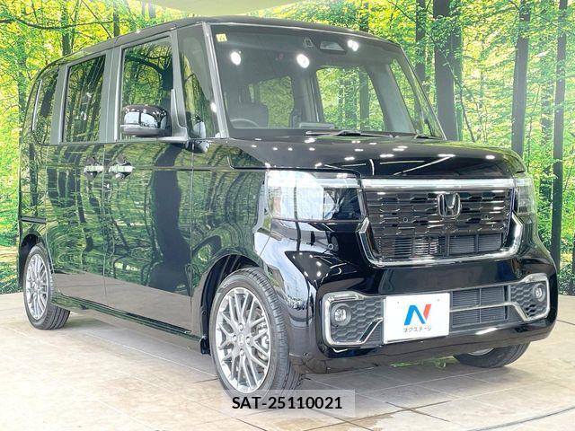 Honda N BOX CUSTOM 2023-11 8627983-15