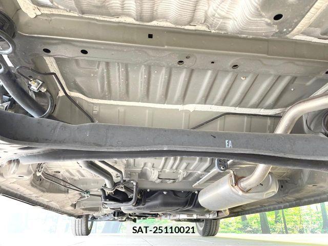 Honda N BOX CUSTOM 2023-11 8627983-18