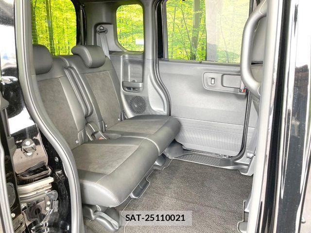 Honda N BOX CUSTOM 2023-11 8627983-8