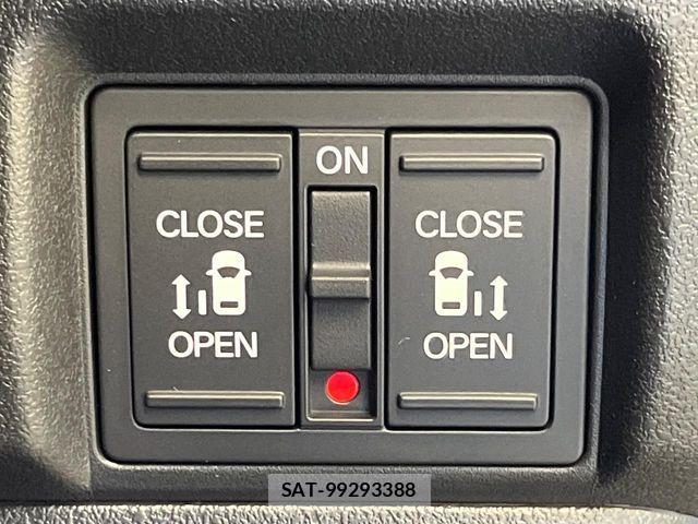 Honda N BOX CUSTOM 2026-05 8627982-3