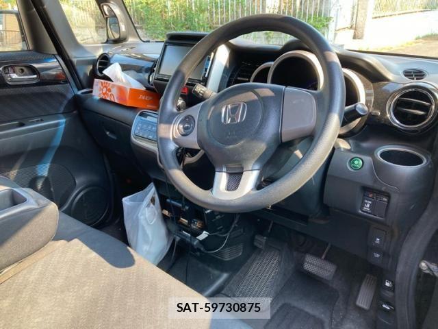 Honda N BOX CUSTOM 2014-06 8628067-13