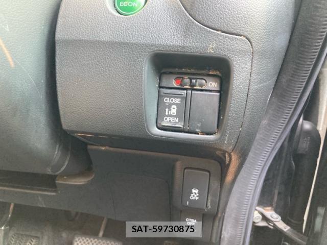 Honda N BOX CUSTOM 2014-06 8628067-15