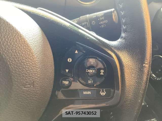 Honda N BOX CUSTOM 2018-04 8628029-9