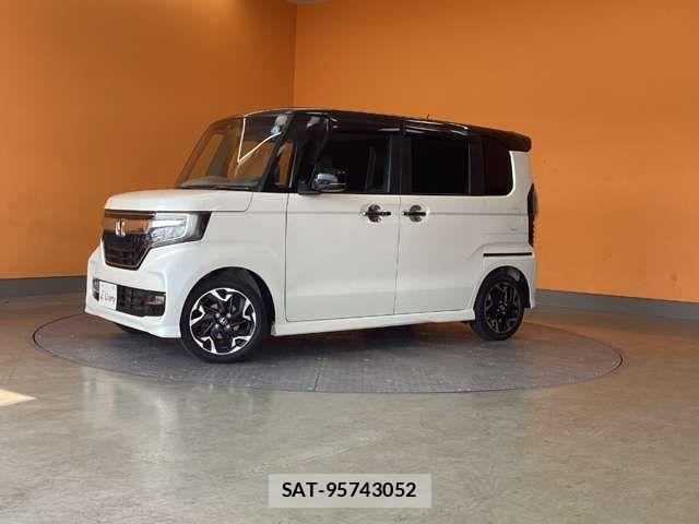Honda N BOX CUSTOM 2018-04 8628029-11