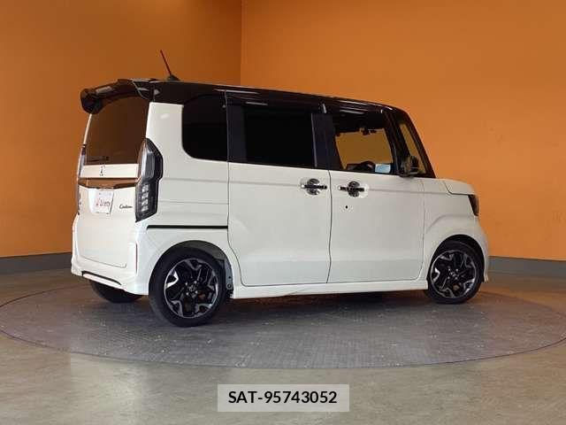Honda N BOX CUSTOM 2018-04 8628029-17