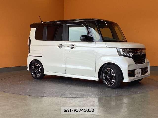 Honda N BOX CUSTOM 2018-04 8628029-19
