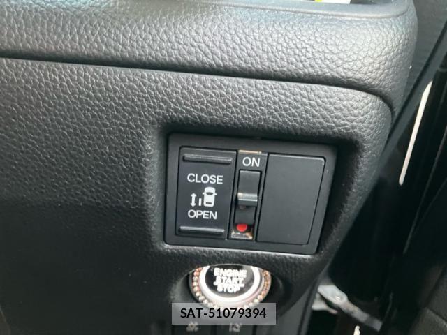 Honda N BOX CUSTOM 2018-10 8628061-23