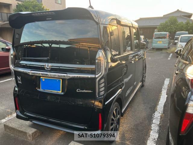 Honda N BOX CUSTOM 2018-10 8628061-4