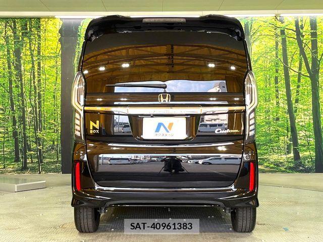 Honda N BOX CUSTOM 2018-02 8628016-12