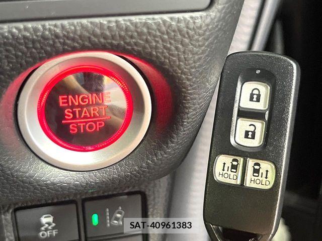 Honda N BOX CUSTOM 2018-02 8628016-18