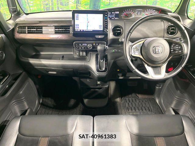 Honda N BOX CUSTOM 2018-02 8628016-1
