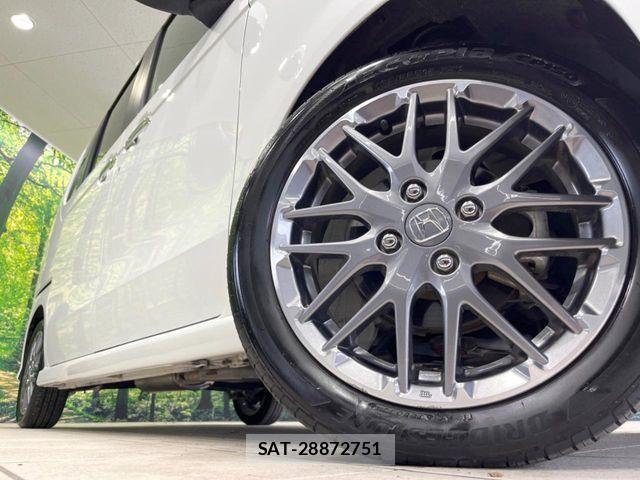 Honda N BOX CUSTOM 2024-04 8627985-12