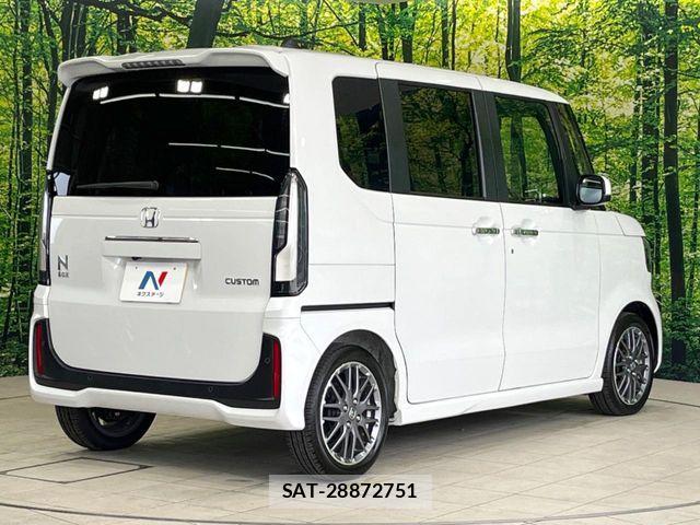 Honda N BOX CUSTOM 2024-04 8627985-16