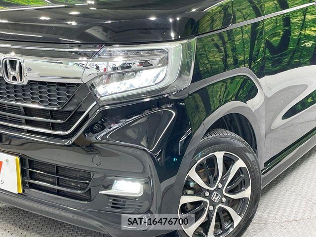 Honda N BOX CUSTOM 2018-03 8628044-12