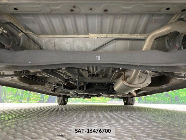 Honda N BOX CUSTOM 2018-03 8628044-18