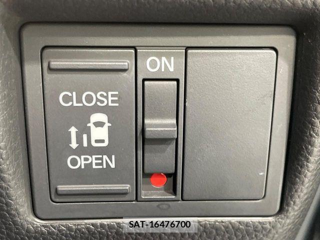 Honda N BOX CUSTOM 2018-03 8628044-7