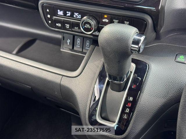 Honda N BOX CUSTOM 2020-05 8628020-11