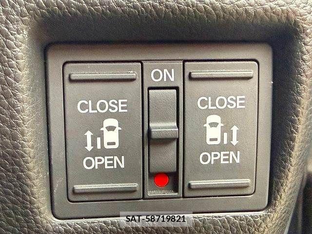 Honda N BOX CUSTOM 2019-03 8628030-5