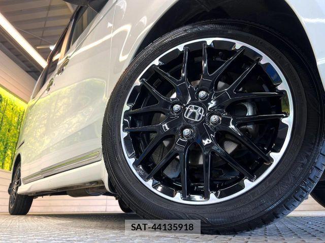 Honda N BOX CUSTOM 2024-11 8627986-12