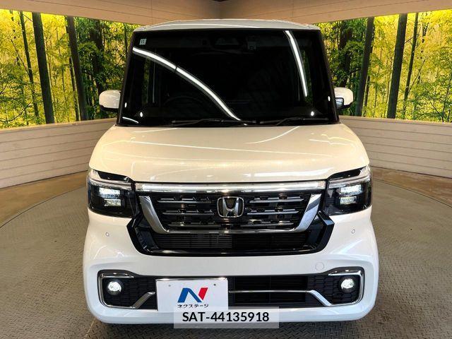 Honda N BOX CUSTOM 2024-11 8627986-13
