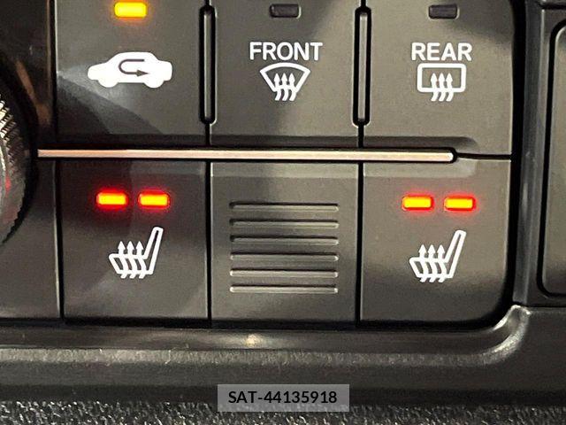 Honda N BOX CUSTOM 2024-11 8627986-6