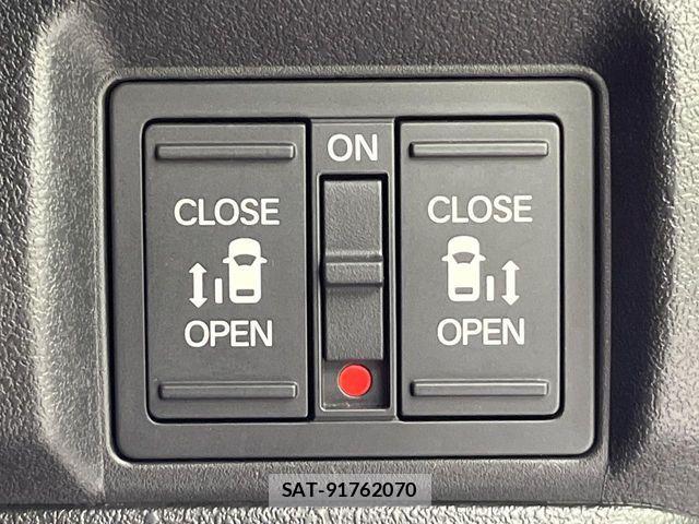 Honda N BOX CUSTOM 2023-12 8666613-5