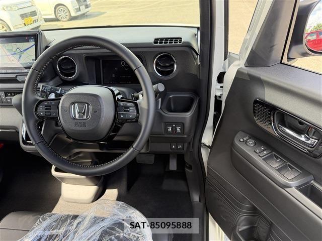 Honda N BOX CUSTOM 2026-07 8660555-10