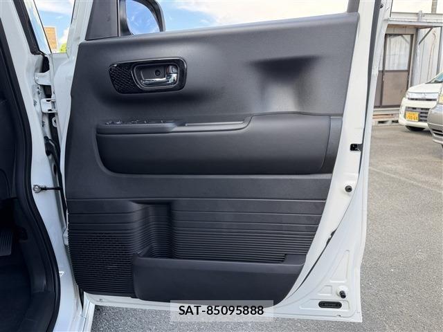 Honda N BOX CUSTOM 2026-07 8660555-29