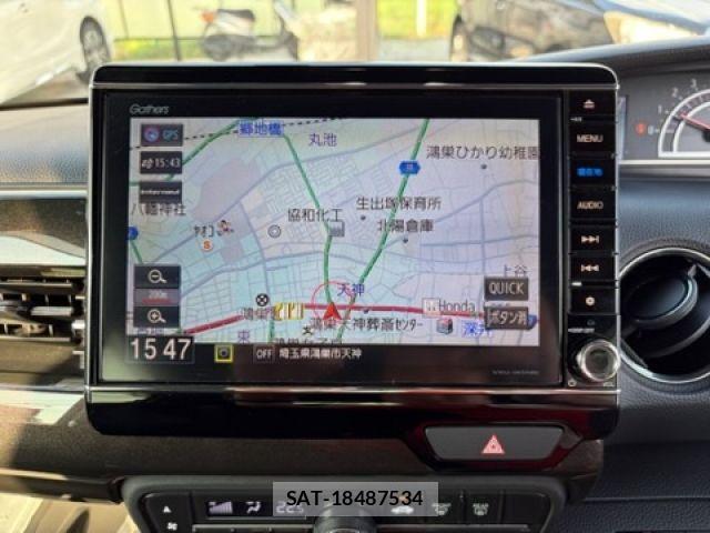 Honda N BOX CUSTOM 2019-02 8666626-17