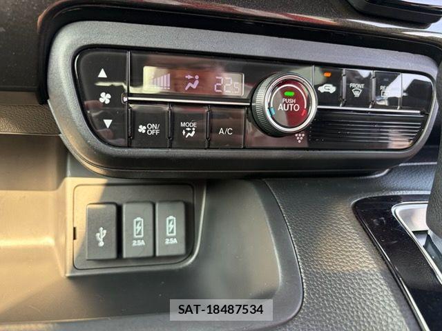 Honda N BOX CUSTOM 2019-02 8666626-18