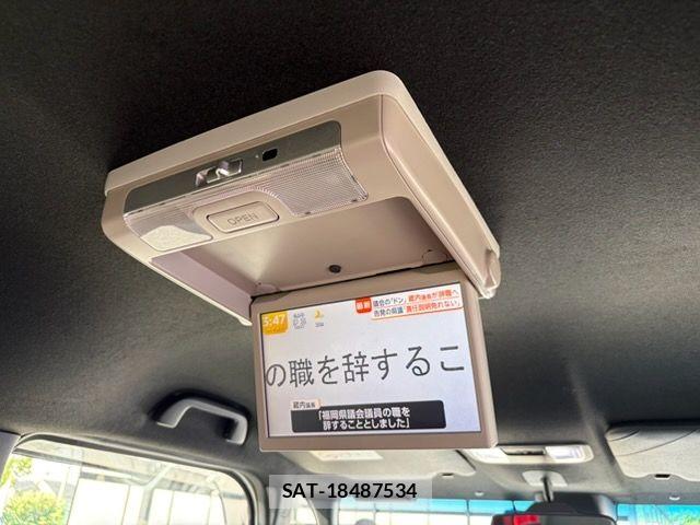 Honda N BOX CUSTOM 2019-02 8666626-20