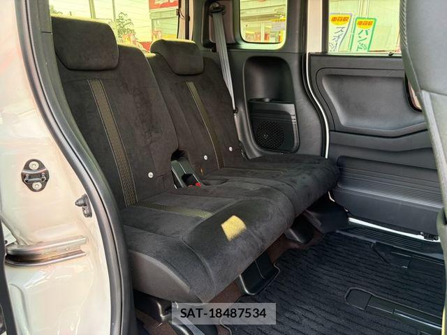 Honda N BOX CUSTOM 2019-02 8666626-26