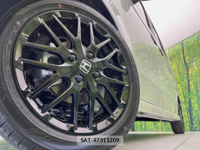 Honda N BOX CUSTOM 2026-07 8666610-12