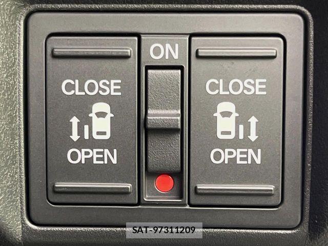 Honda N BOX CUSTOM 2026-07 8666610-5