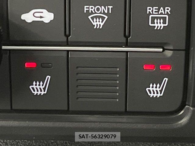 Honda N BOX CUSTOM 2023-10 8660562-5