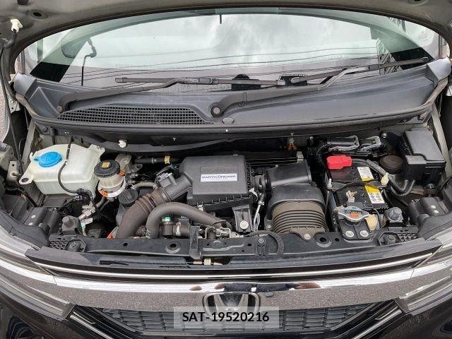 Honda N BOX CUSTOM 2018-04 8666624-14