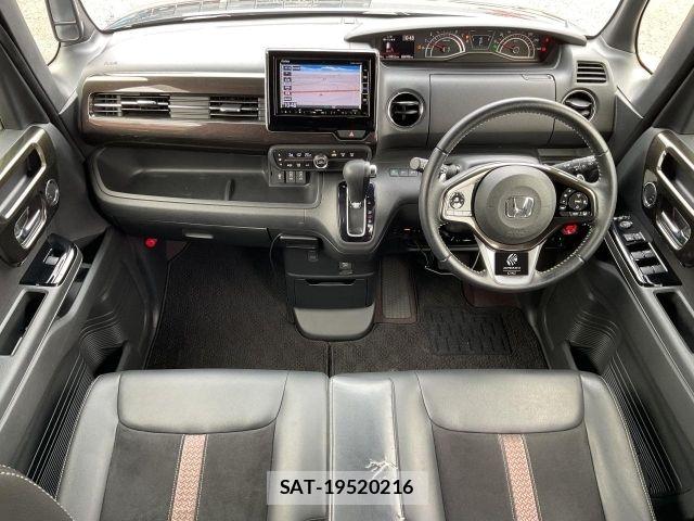 Honda N BOX CUSTOM 2018-04 8666624-1
