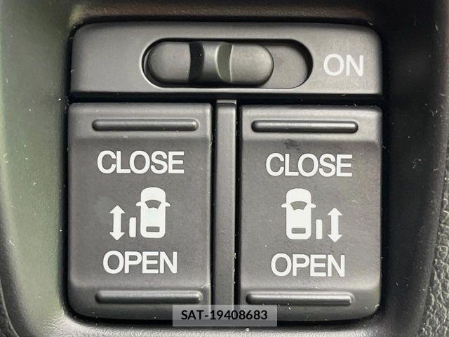 Honda N BOX CUSTOM 2015-01 8666625-2