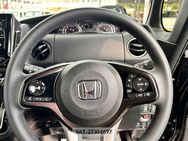 Honda N BOX CUSTOM 2018-02 8660600-9