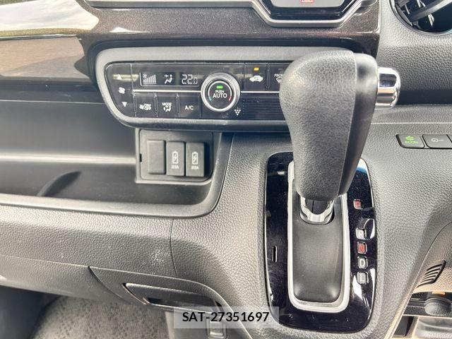 Honda N BOX CUSTOM 2018-02 8660600-10