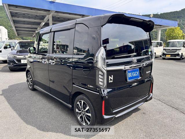 Honda N BOX CUSTOM 2018-02 8660600-3