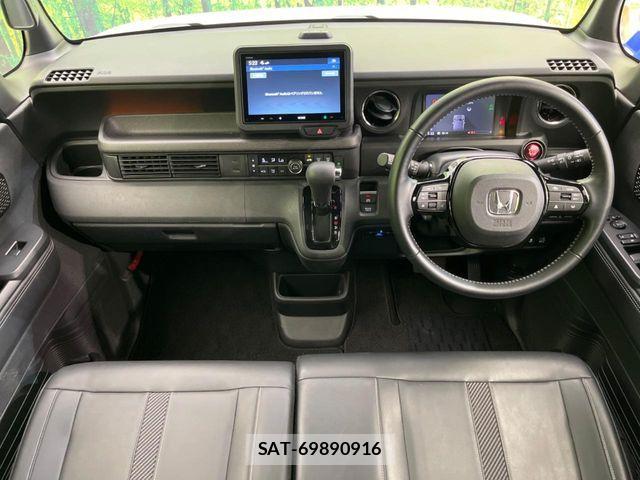 Honda N BOX CUSTOM 2024-03 8660566-1