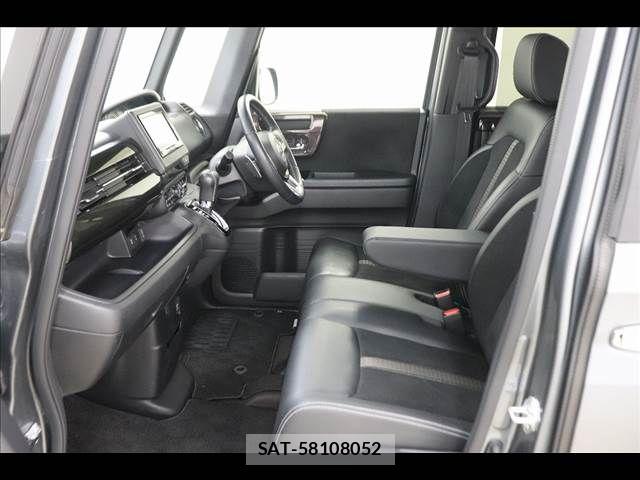 Honda N BOX CUSTOM 2020-02 8660588-11