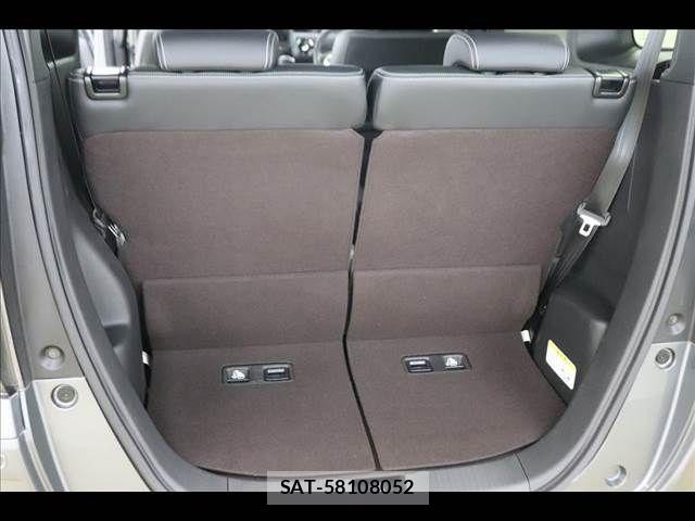 Honda N BOX CUSTOM 2020-02 8660588-13