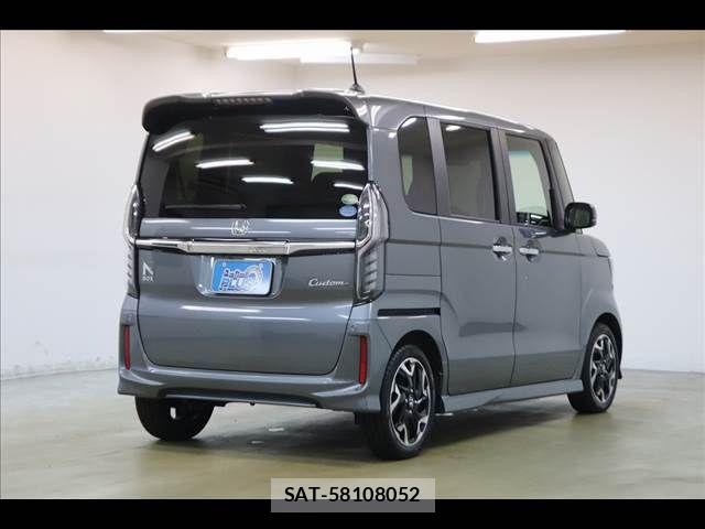 Honda N BOX CUSTOM 2020-02 8660588-18